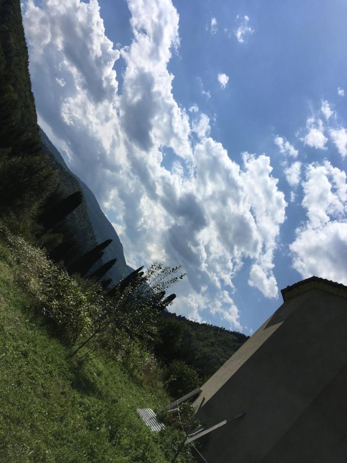 Sejour Chez L'Habitant Homestay Fougax-et-Barrineuf Bagian luar foto