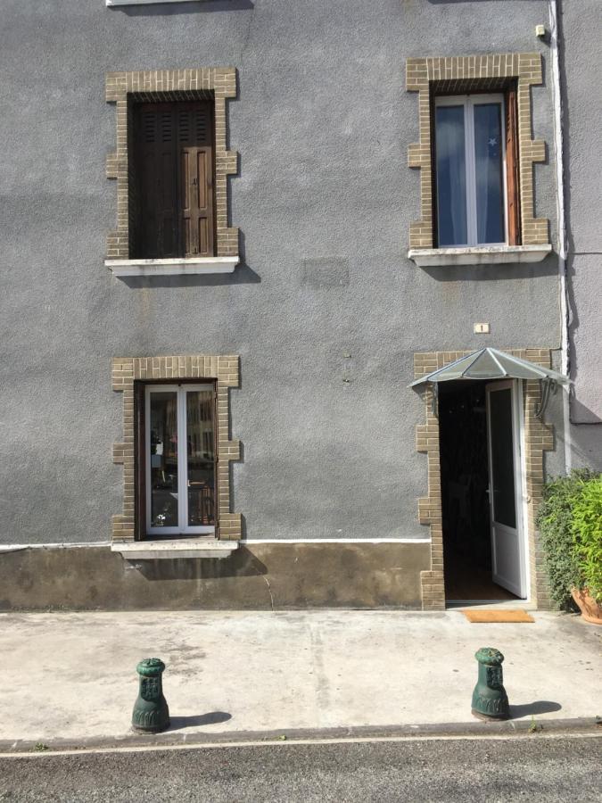 Sejour Chez L'Habitant Homestay Fougax-et-Barrineuf Bagian luar foto